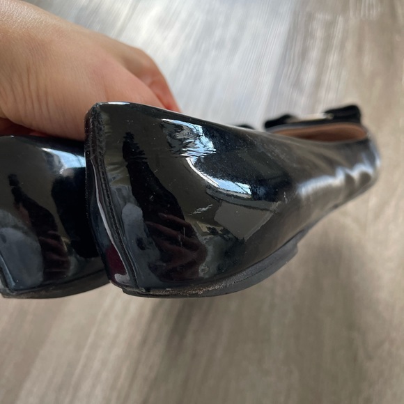 Salvatore Ferragamo patent leather flats size 8.5 - Picture 4 of 4